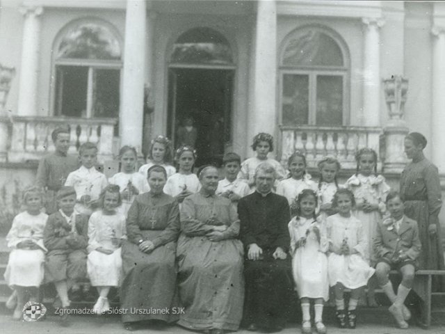 batch_I Komunia 1945
